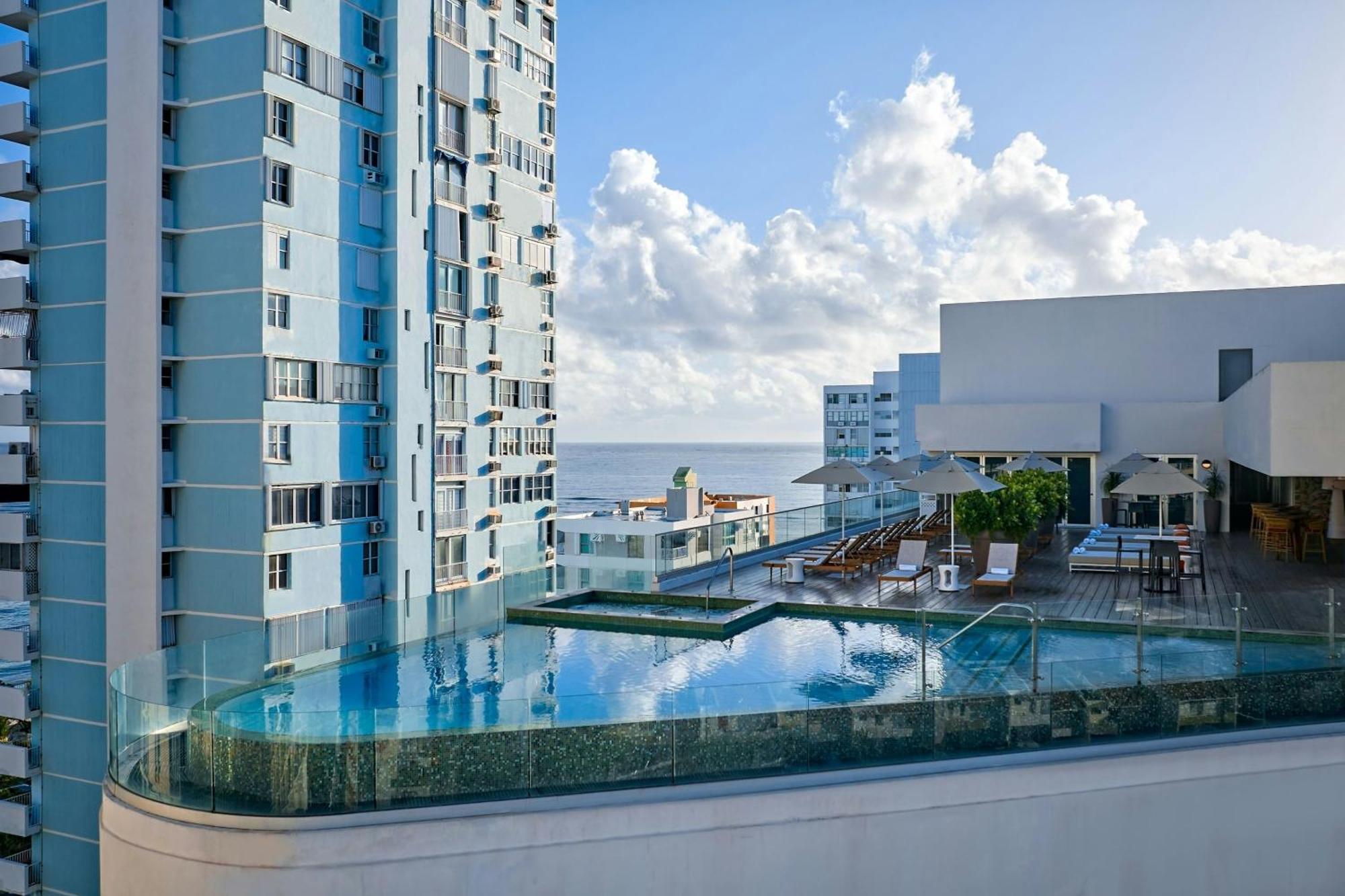 Casa Costera, Isla Verde Beach, Apartments By Marriott Bonvoy San Juan Exterior foto